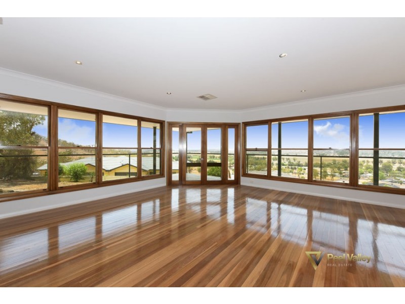 7 Glenview Place, Tamworth NSW 2340