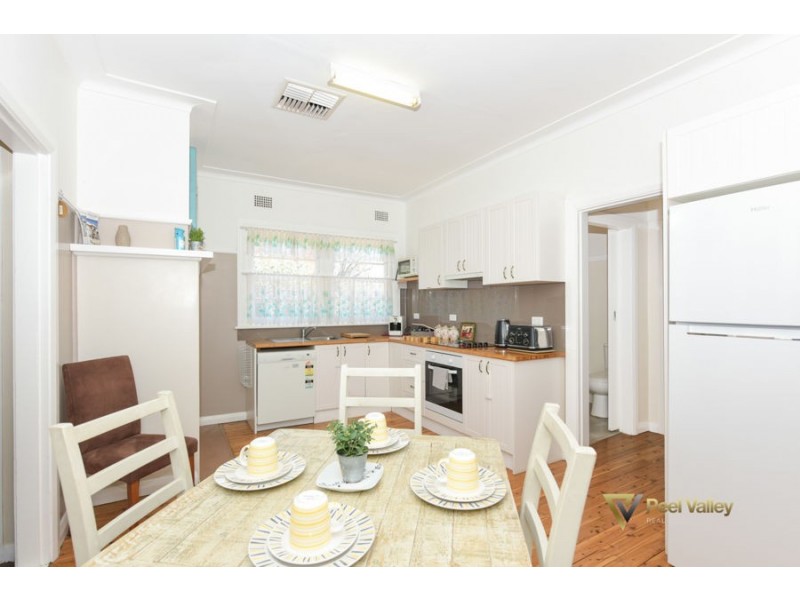 4 Edward Street, Tamworth NSW 2340