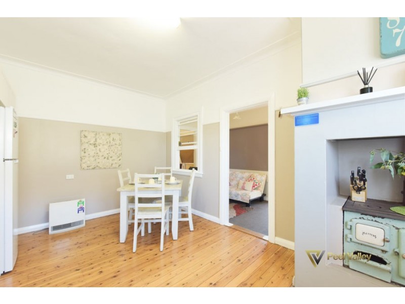 4 Edward Street, Tamworth NSW 2340