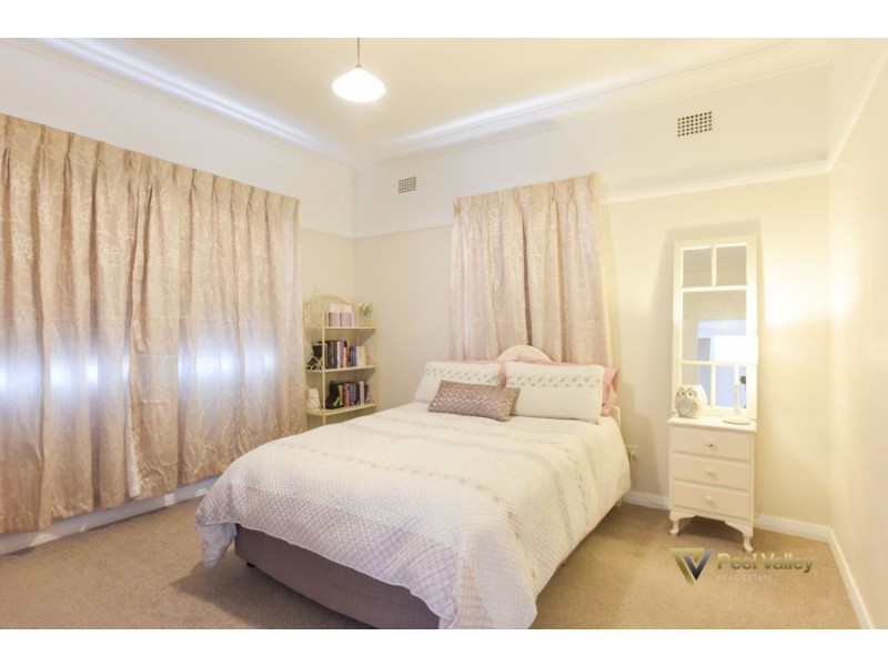 4 Edward Street, Tamworth NSW 2340