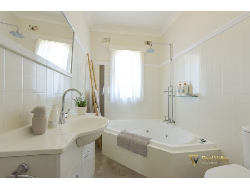 4 Edward Street, Tamworth NSW 2340