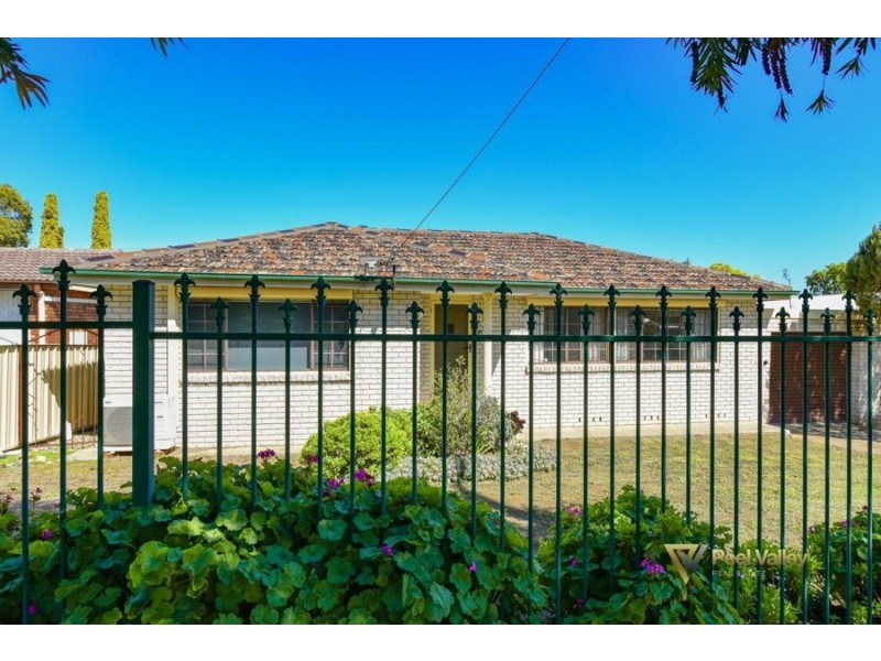 16 John Street, Tamworth NSW 2340