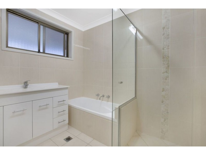 100 Warrah Road, Tamworth NSW 2340