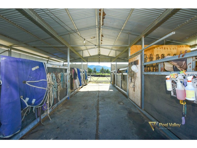 24 Harrier Parade, Tamworth NSW 2340