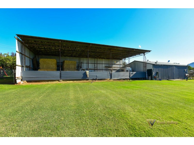 24 Harrier Parade, Tamworth NSW 2340