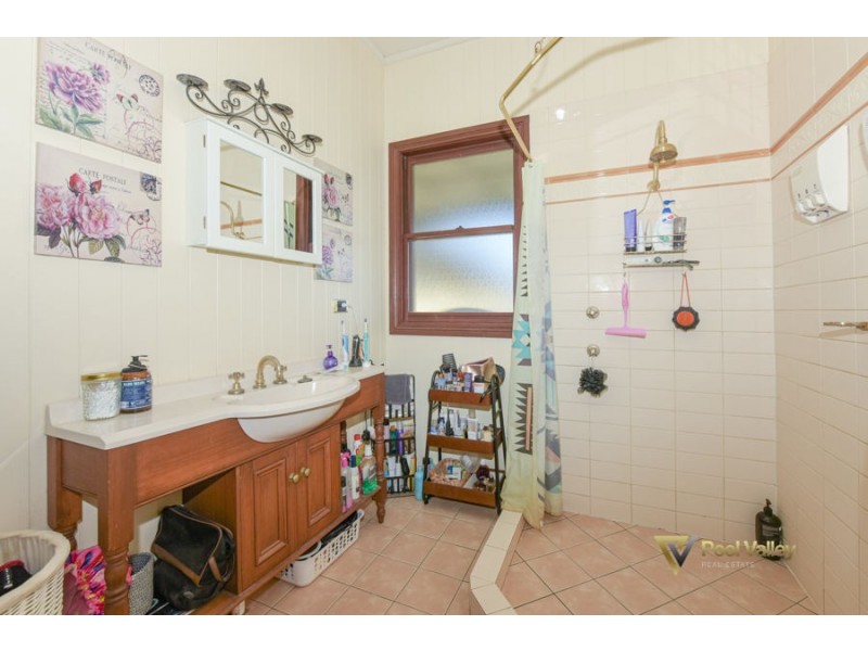 24 Harrier Parade, Tamworth NSW 2340