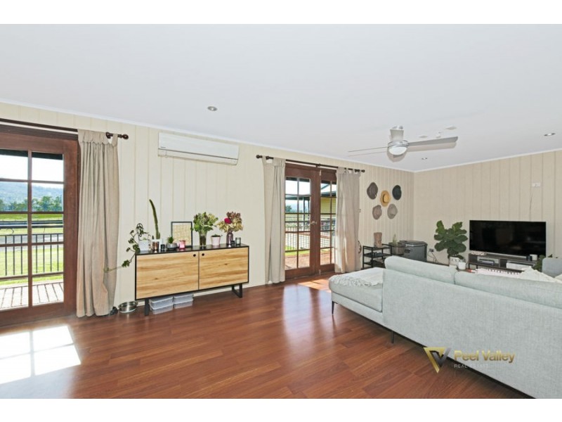 24 Harrier Parade, Tamworth NSW 2340