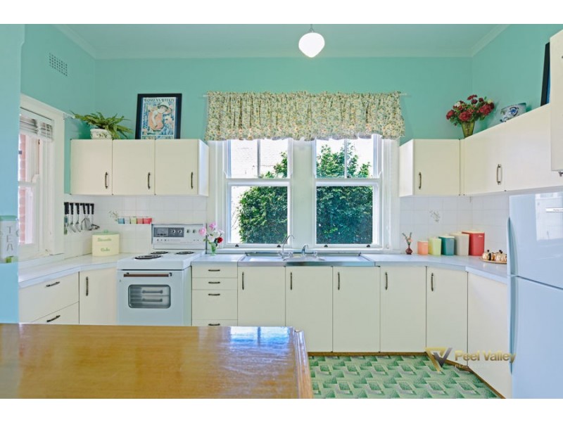 103 Crown Street, Tamworth NSW 2340