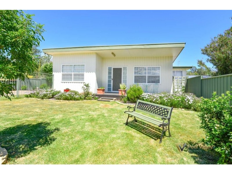 154 Calala Lane, Tamworth NSW 2340