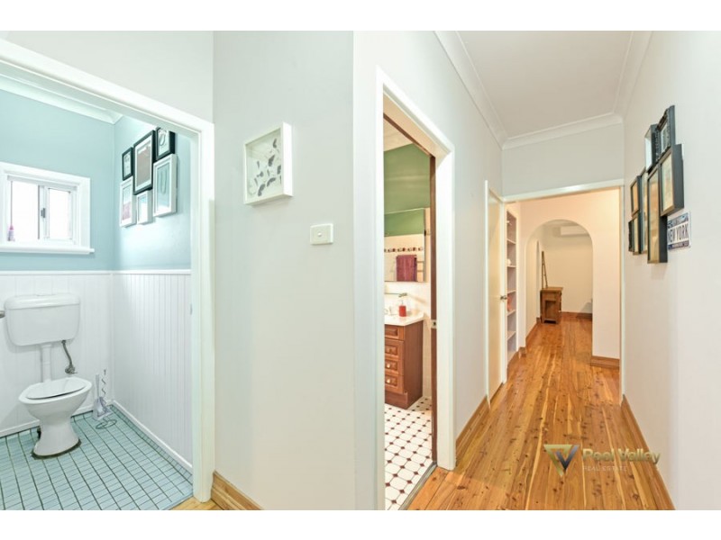 47 Churchill Street, Tamworth NSW 2340