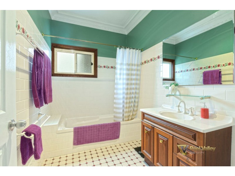 47 Churchill Street, Tamworth NSW 2340