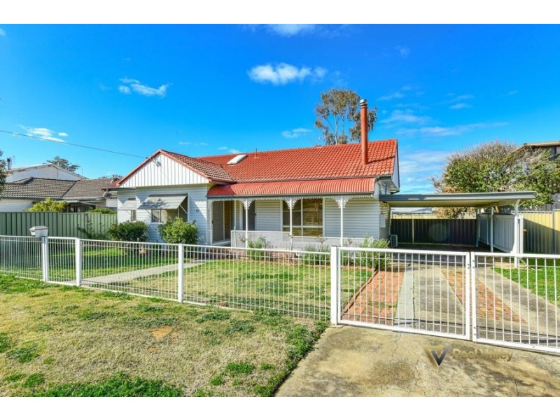 47 Churchill Street, Tamworth NSW 2340