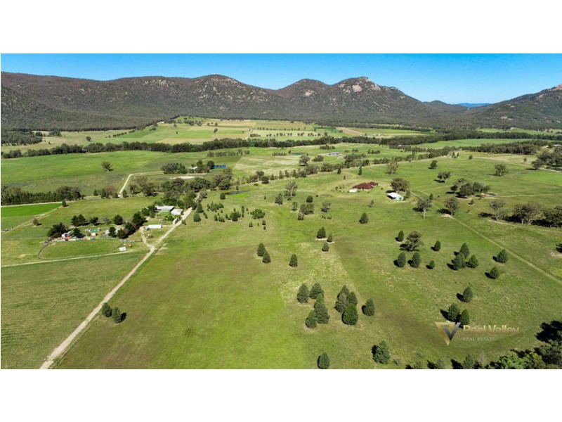 2005 Upper Moore Creek Road, Tamworth NSW 2340
