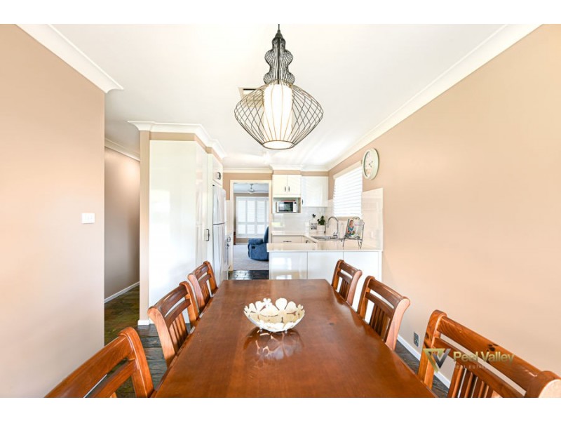 8 Robey Street, Kootingal NSW 2352