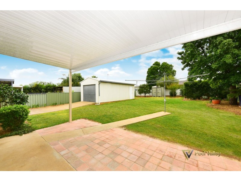 21 Warren Street, Tamworth NSW 2340