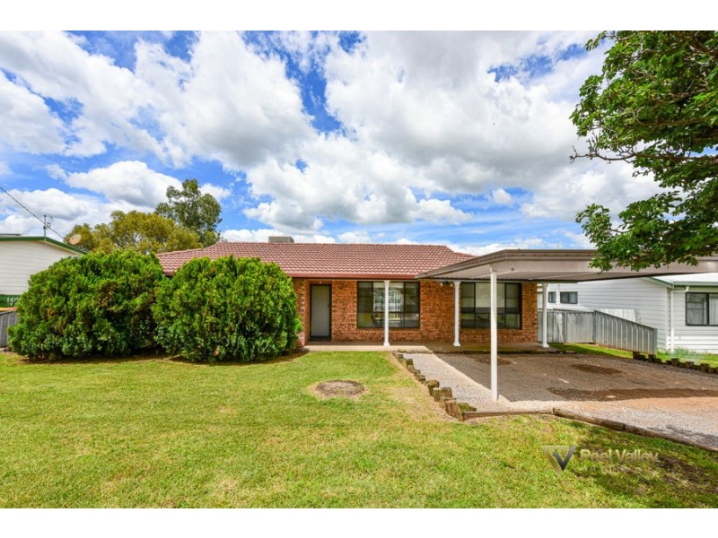 6 Willow Park Avenue, Kootingal NSW 2352