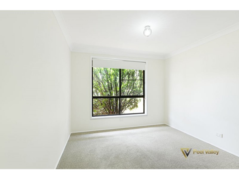 6 Willow Park Avenue, Kootingal NSW 2352