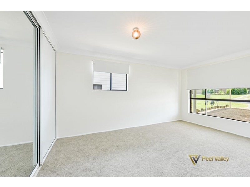 6 Willow Park Avenue, Kootingal NSW 2352