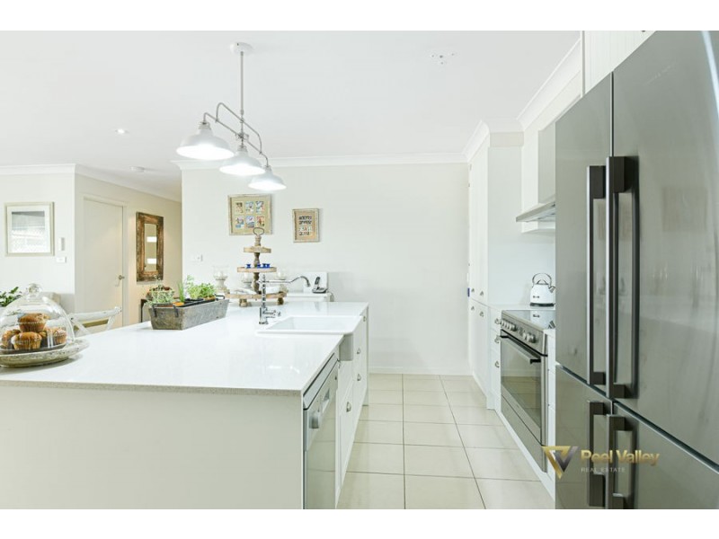 3 Lily Close, Kootingal NSW 2352