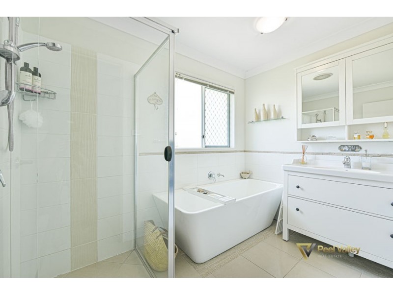 3 Lily Close, Kootingal NSW 2352