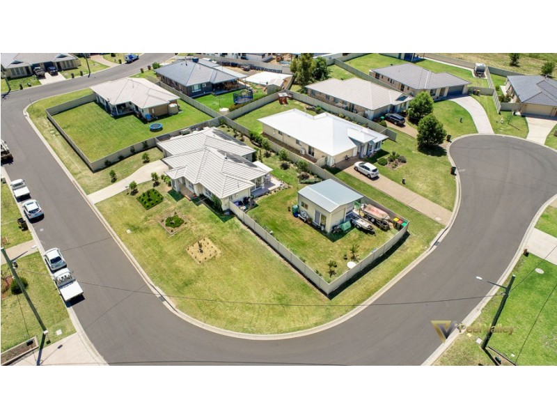 3 Lily Close, Kootingal NSW 2352