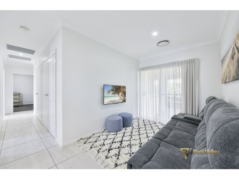 39 Ebony Close, Tamworth NSW 2340