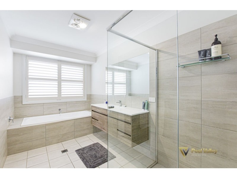 39 Ebony Close, Tamworth NSW 2340