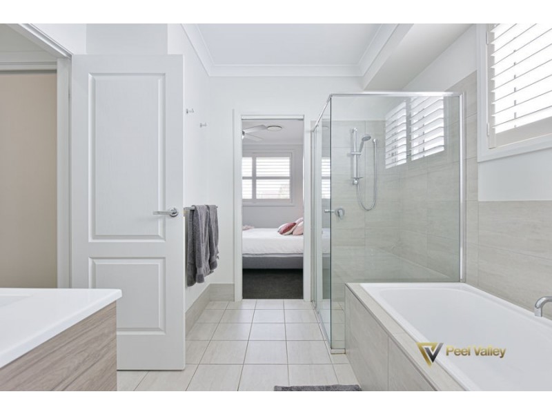 39 Ebony Close, Tamworth NSW 2340