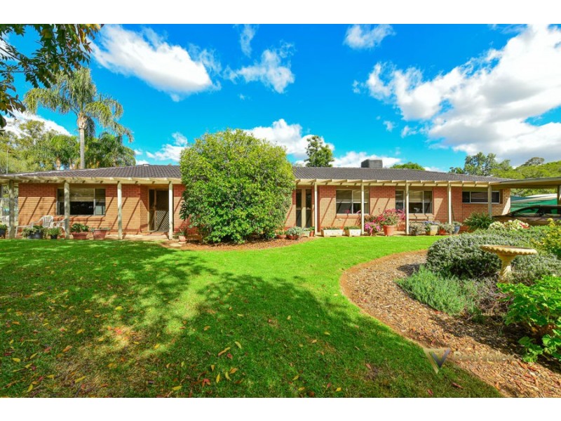 156 Calala Lane, Tamworth NSW 2340
