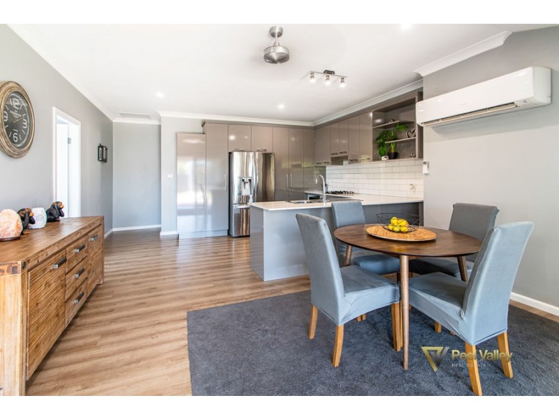 77 Mathews Street, West, Tamworth NSW 2340