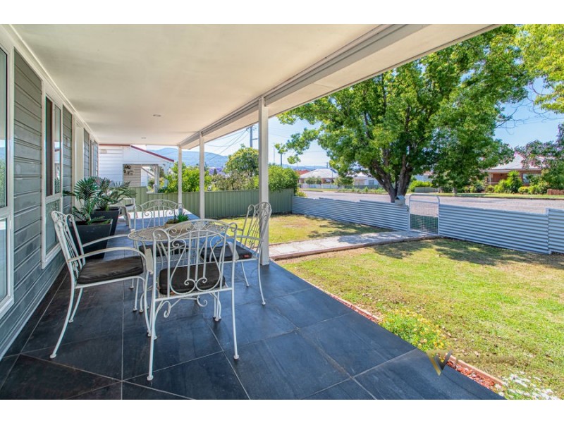 77 Mathews Street, West, Tamworth NSW 2340