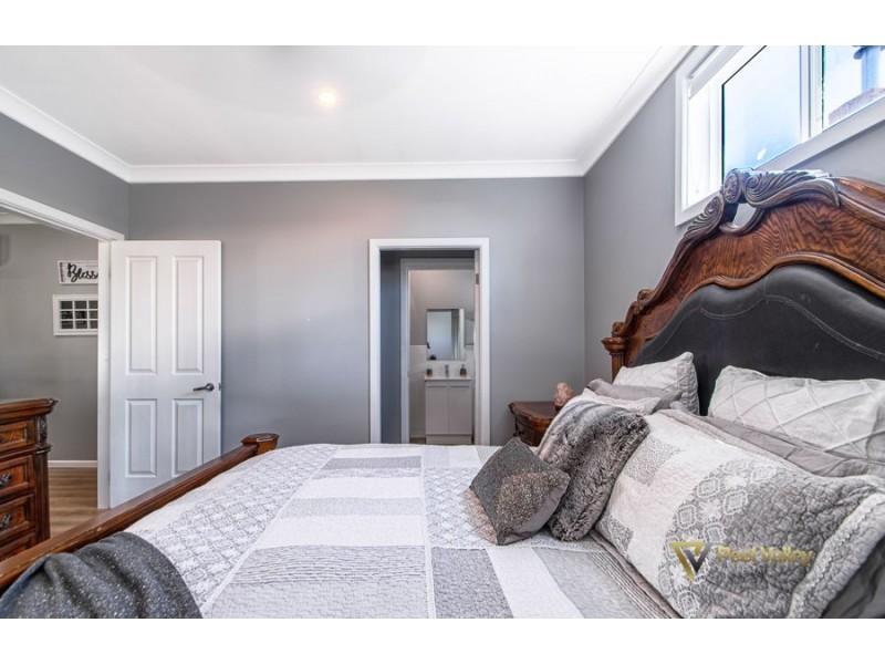 77 Mathews Street, West, Tamworth NSW 2340