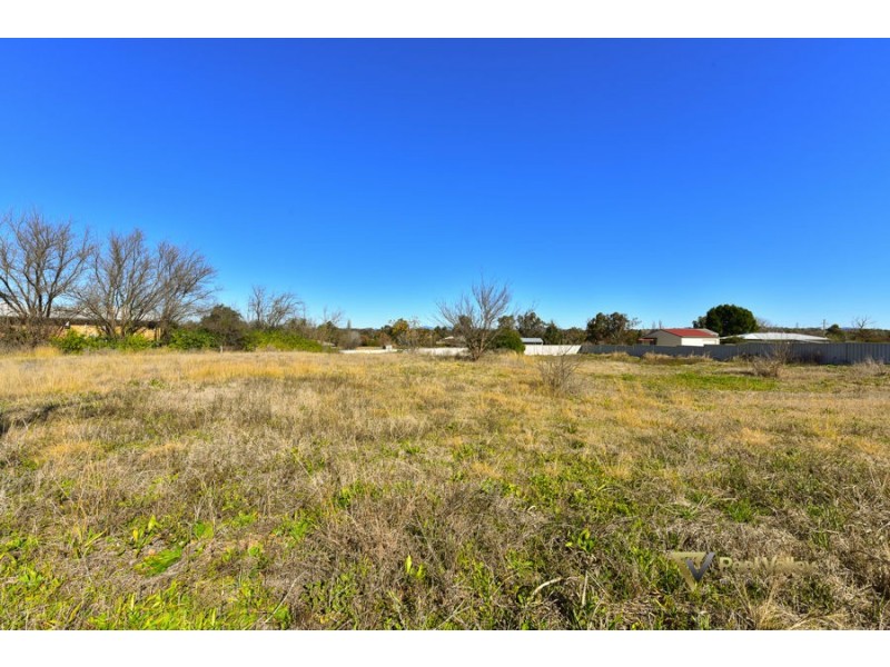 373 -375 Armidale Road, Tamworth NSW 2340