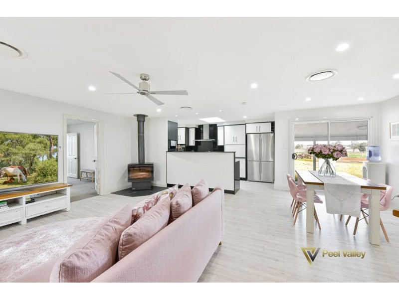 14588 New England Highway, Tamworth NSW 2340