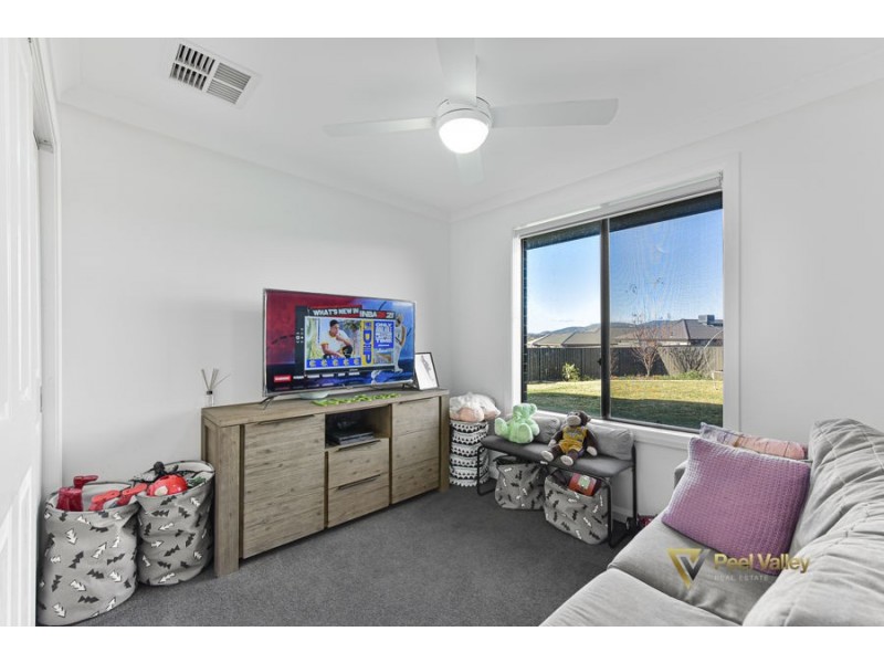 24 Falcon Drive Calala, Tamworth NSW 2340