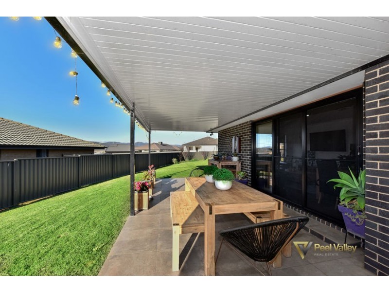 24 Falcon Drive Calala, Tamworth NSW 2340