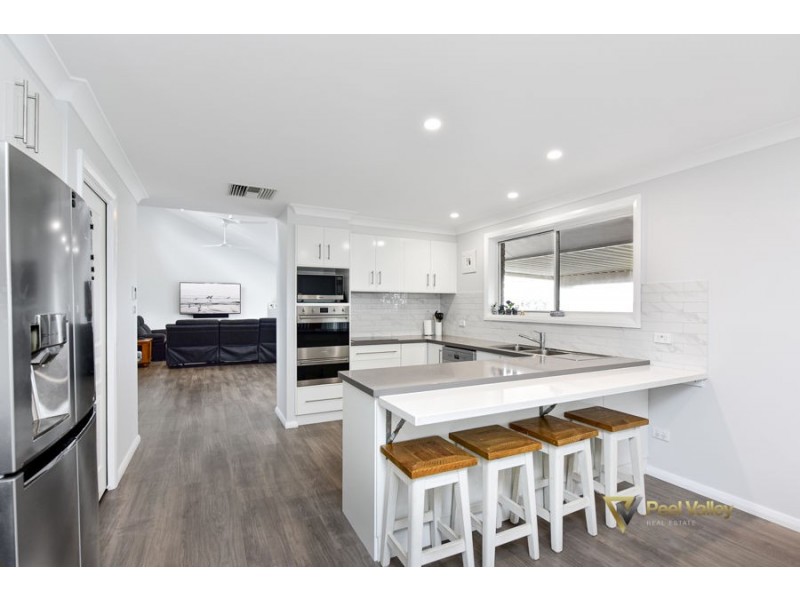 43 Valley Drive East, Tamworth NSW 2340