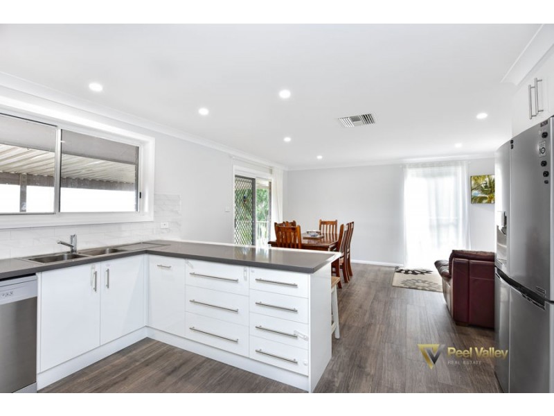 43 Valley Drive East, Tamworth NSW 2340