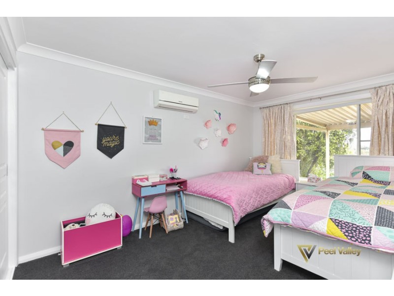 43 Valley Drive East, Tamworth NSW 2340