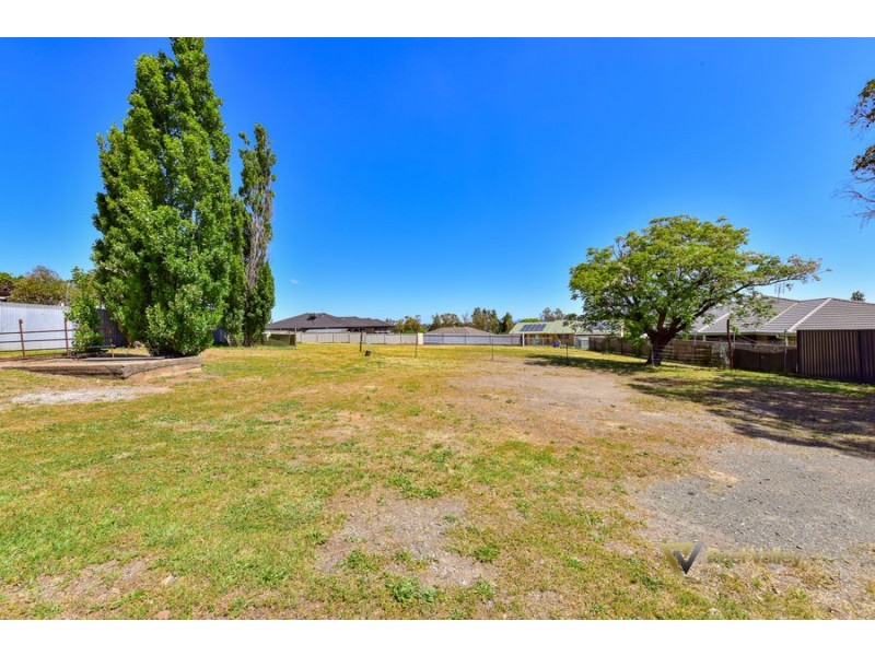 391-395 Armidale Road, Tamworth NSW 2340