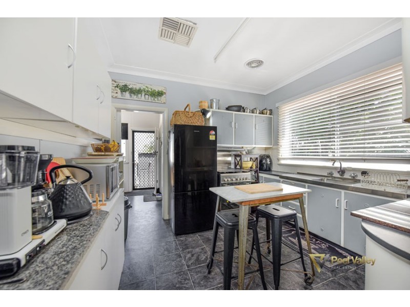 391-395 Armidale Road, Tamworth NSW 2340