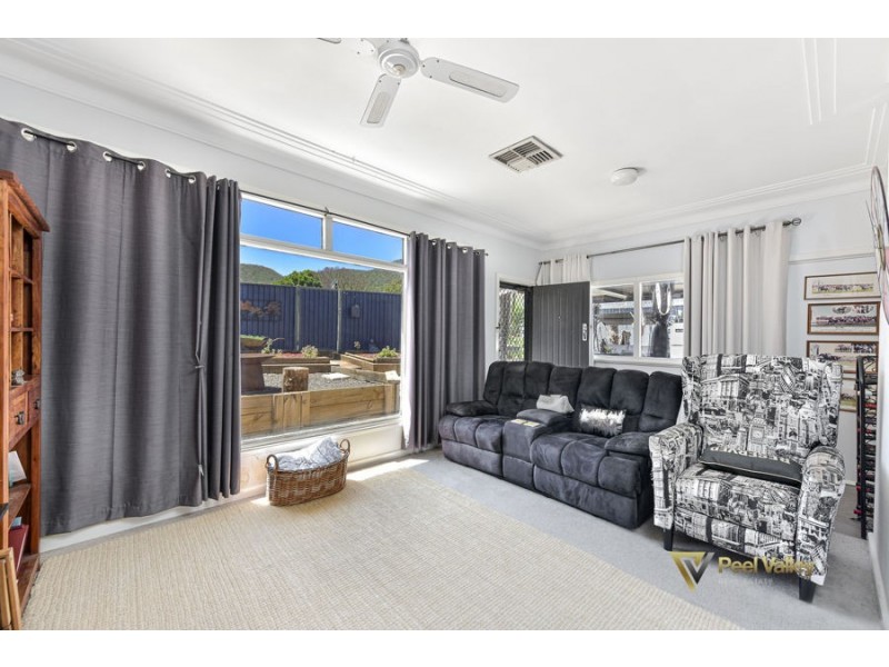 391-395 Armidale Road, Tamworth NSW 2340