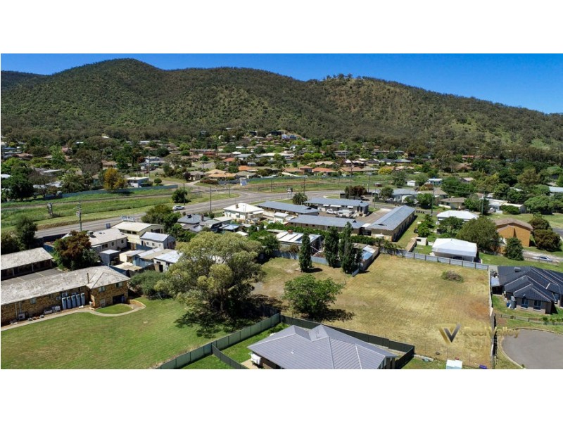 391-395 Armidale Road, Tamworth NSW 2340