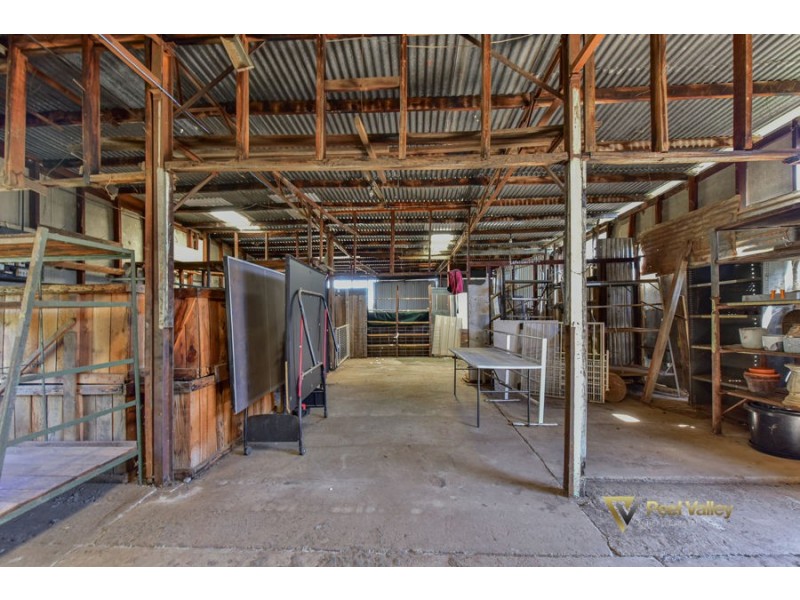 391-395 Armidale Road, Tamworth NSW 2340