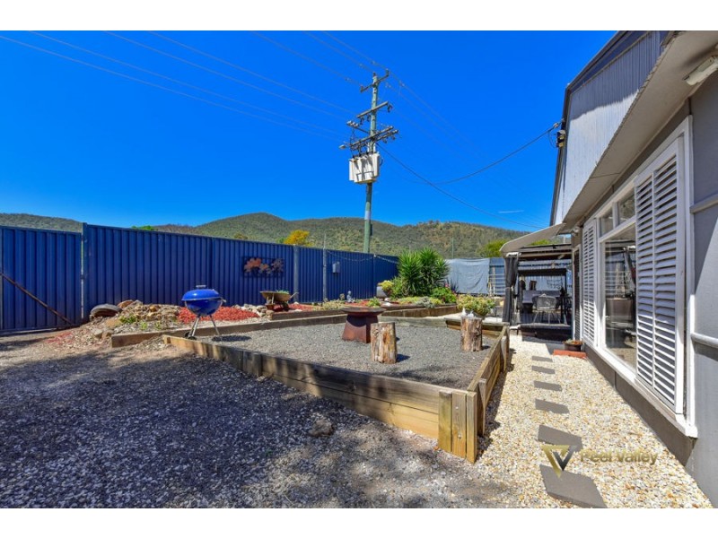 391-395 Armidale Road, Tamworth NSW 2340