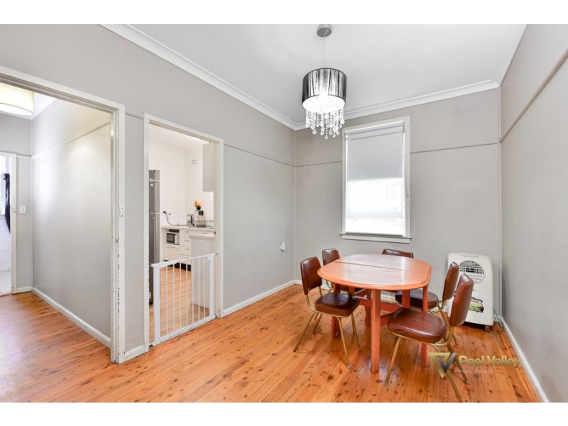 51 Robert Street, Tamworth NSW 2340