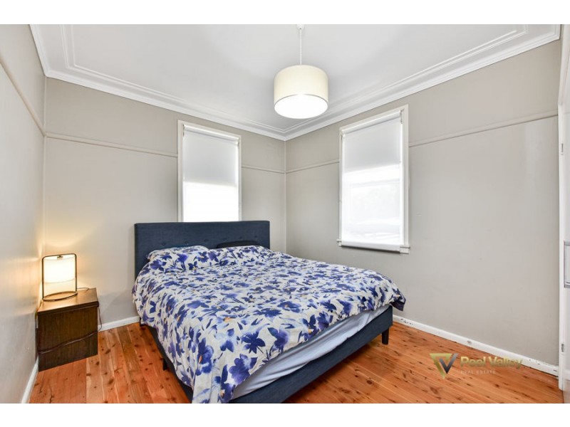 51 Robert Street, Tamworth NSW 2340