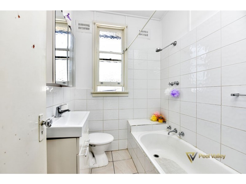 51 Robert Street, Tamworth NSW 2340