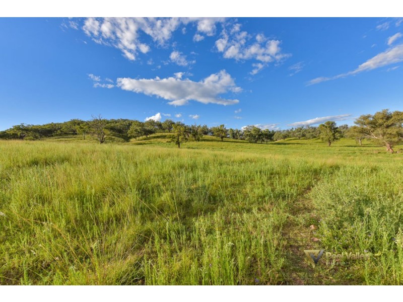 2 Pindari Drive, Tamworth NSW 2340