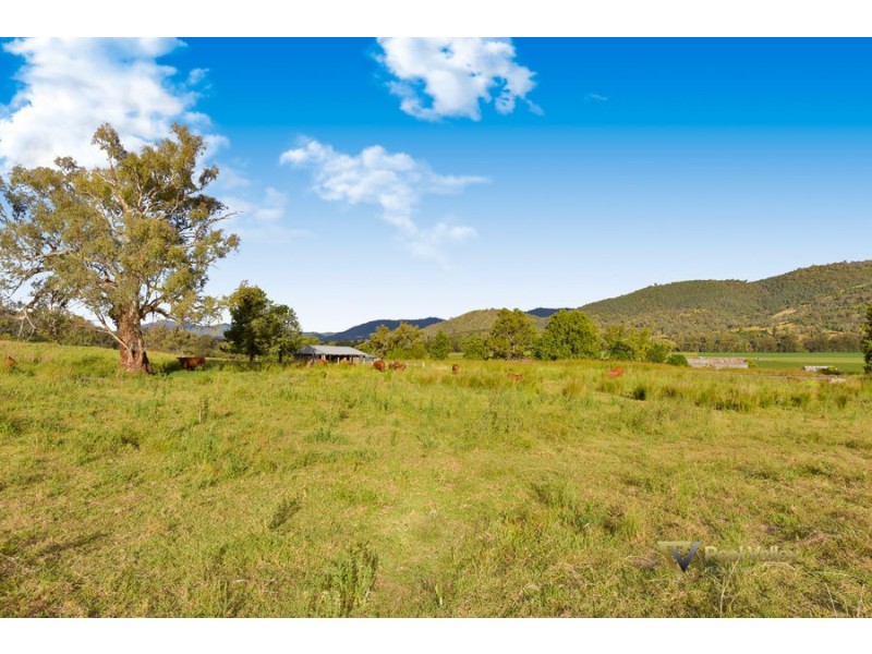 2 Pindari Drive, Tamworth NSW 2340